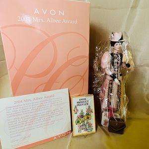 2004 Mrs Albee Porcelain Collectible